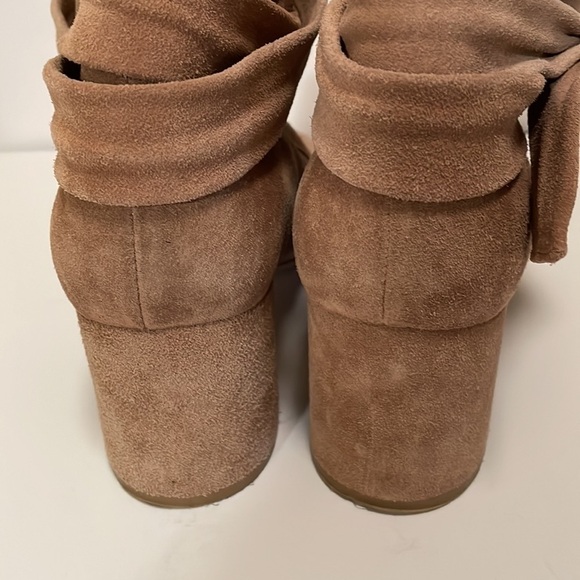 Rag & Bone
Dalia Suede Ankle-Tie Bootie - Picture 7 of 10